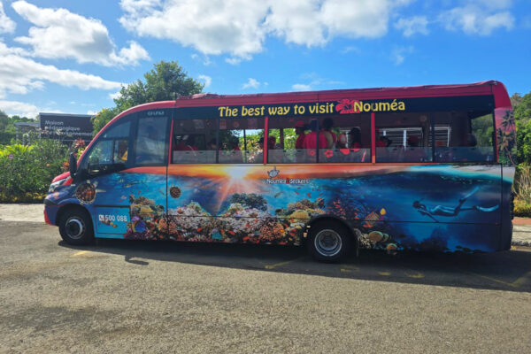 Noumea sightseeing with Noumea Double Deckers